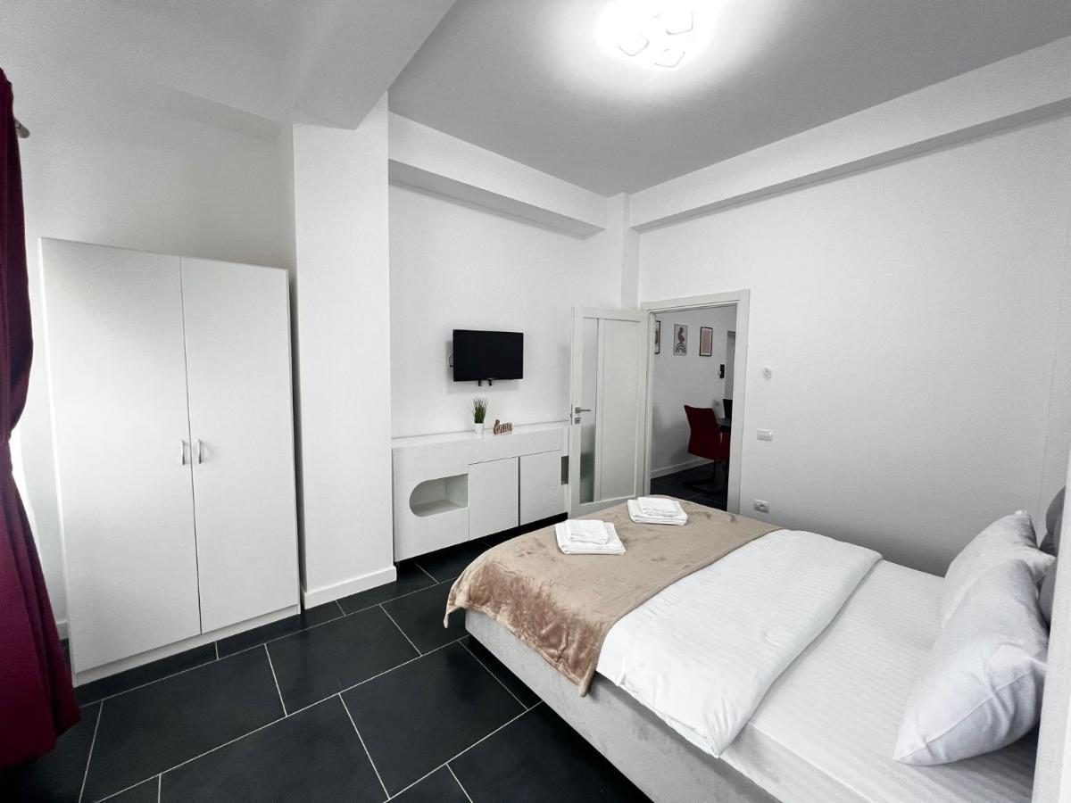 Cozy Aparthotel - Central City スチャヴァ エクステリア 写真