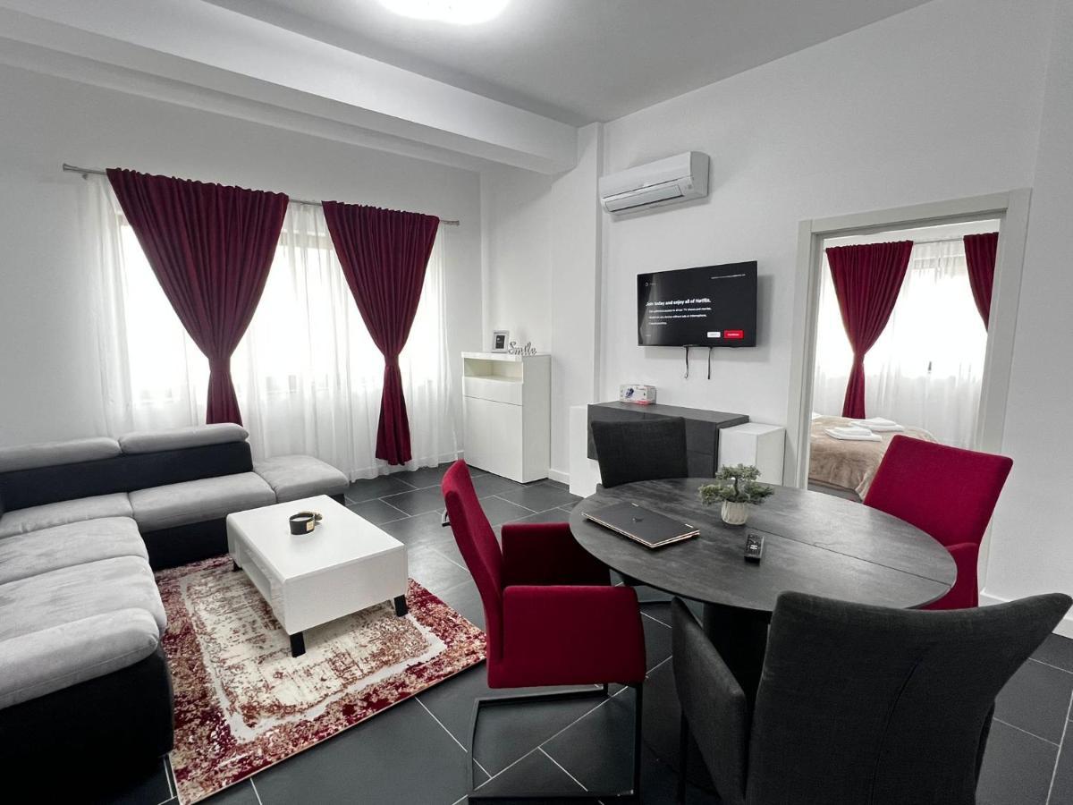 Cozy Aparthotel - Central City スチャヴァ エクステリア 写真