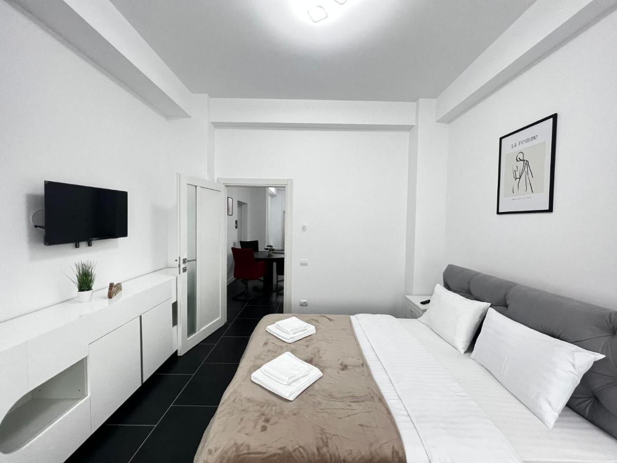 Cozy Aparthotel - Central City スチャヴァ エクステリア 写真