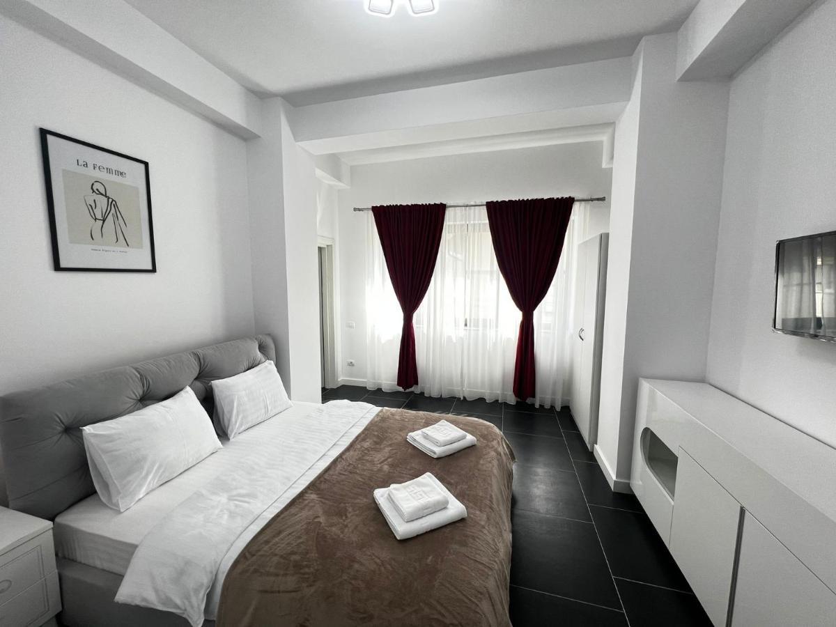 Cozy Aparthotel - Central City スチャヴァ エクステリア 写真