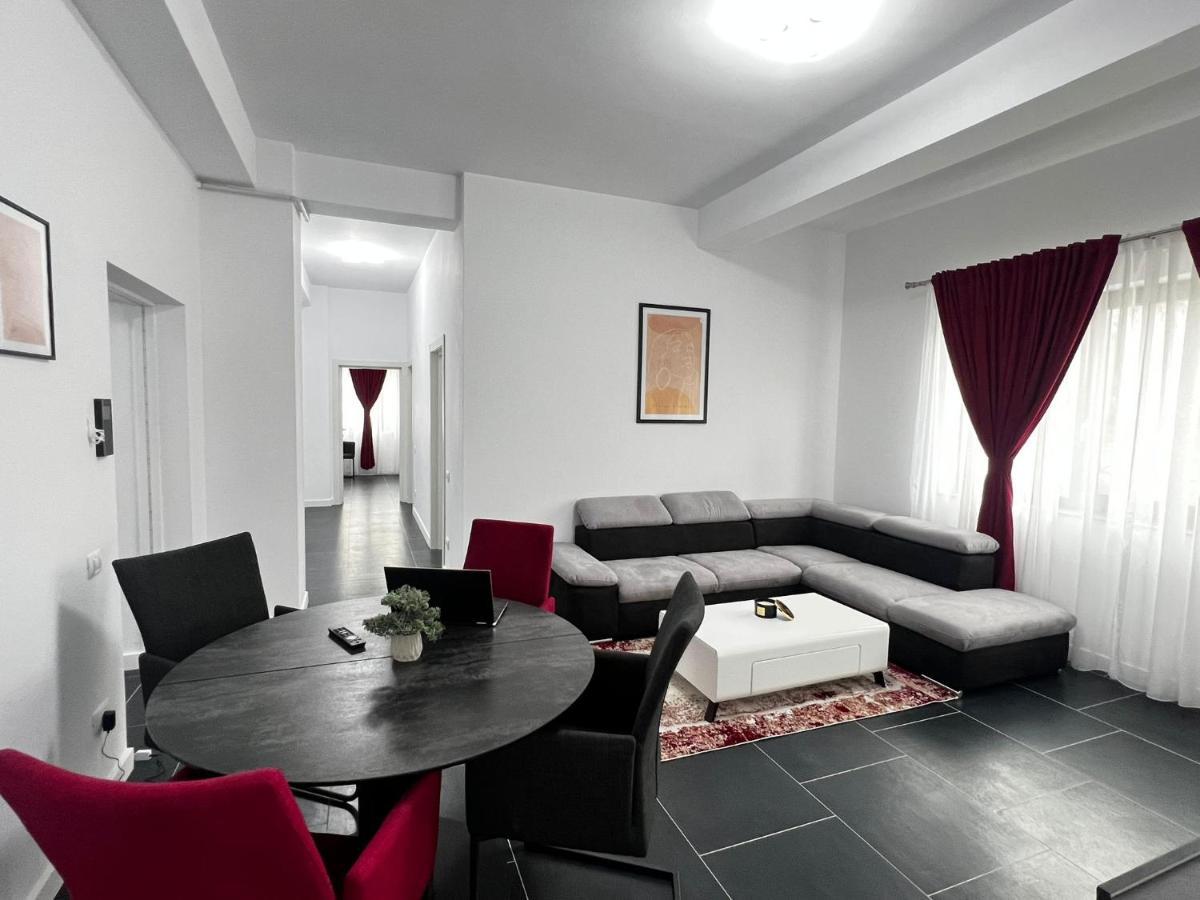 Cozy Aparthotel - Central City スチャヴァ エクステリア 写真