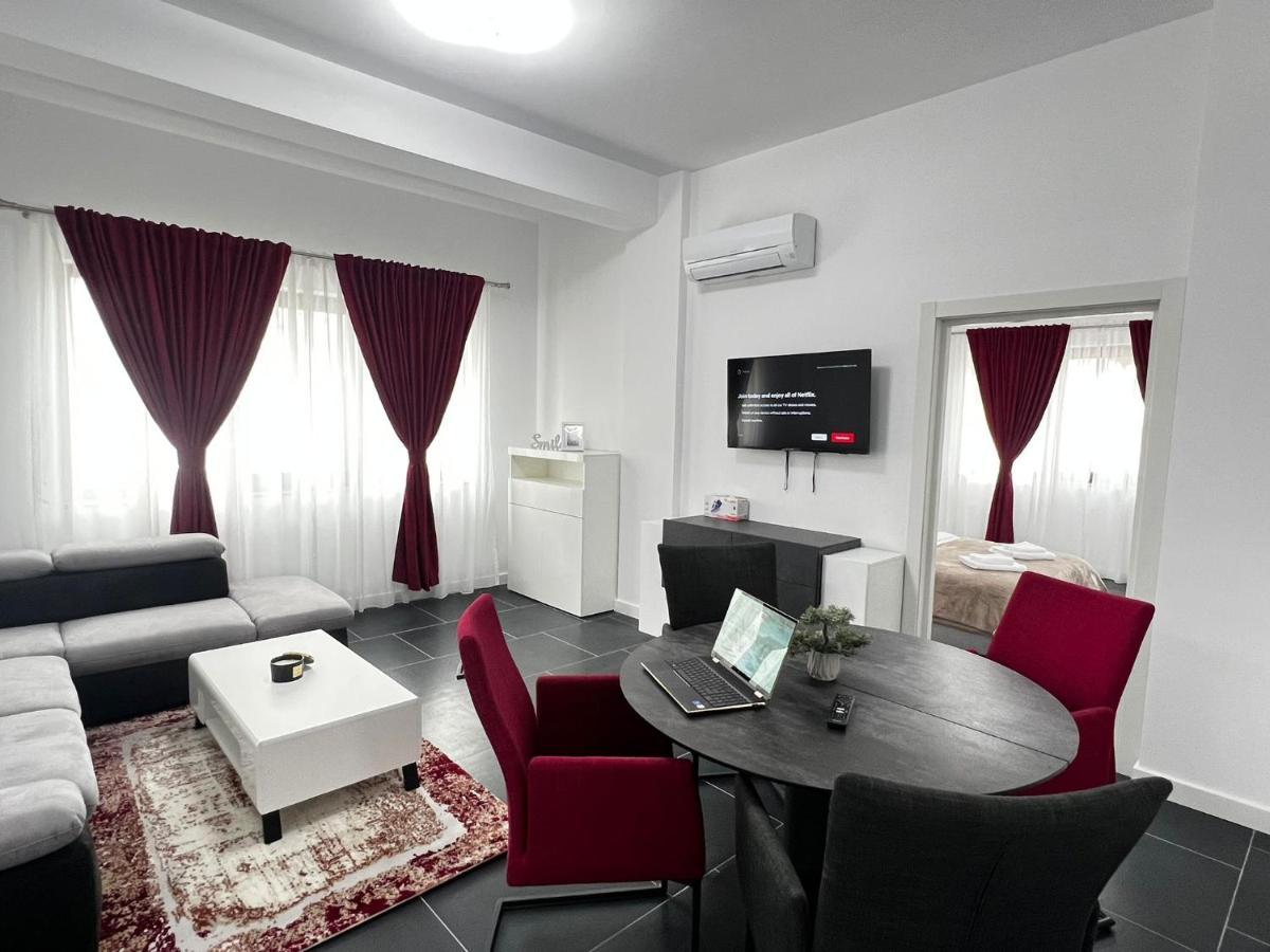 Cozy Aparthotel - Central City スチャヴァ エクステリア 写真