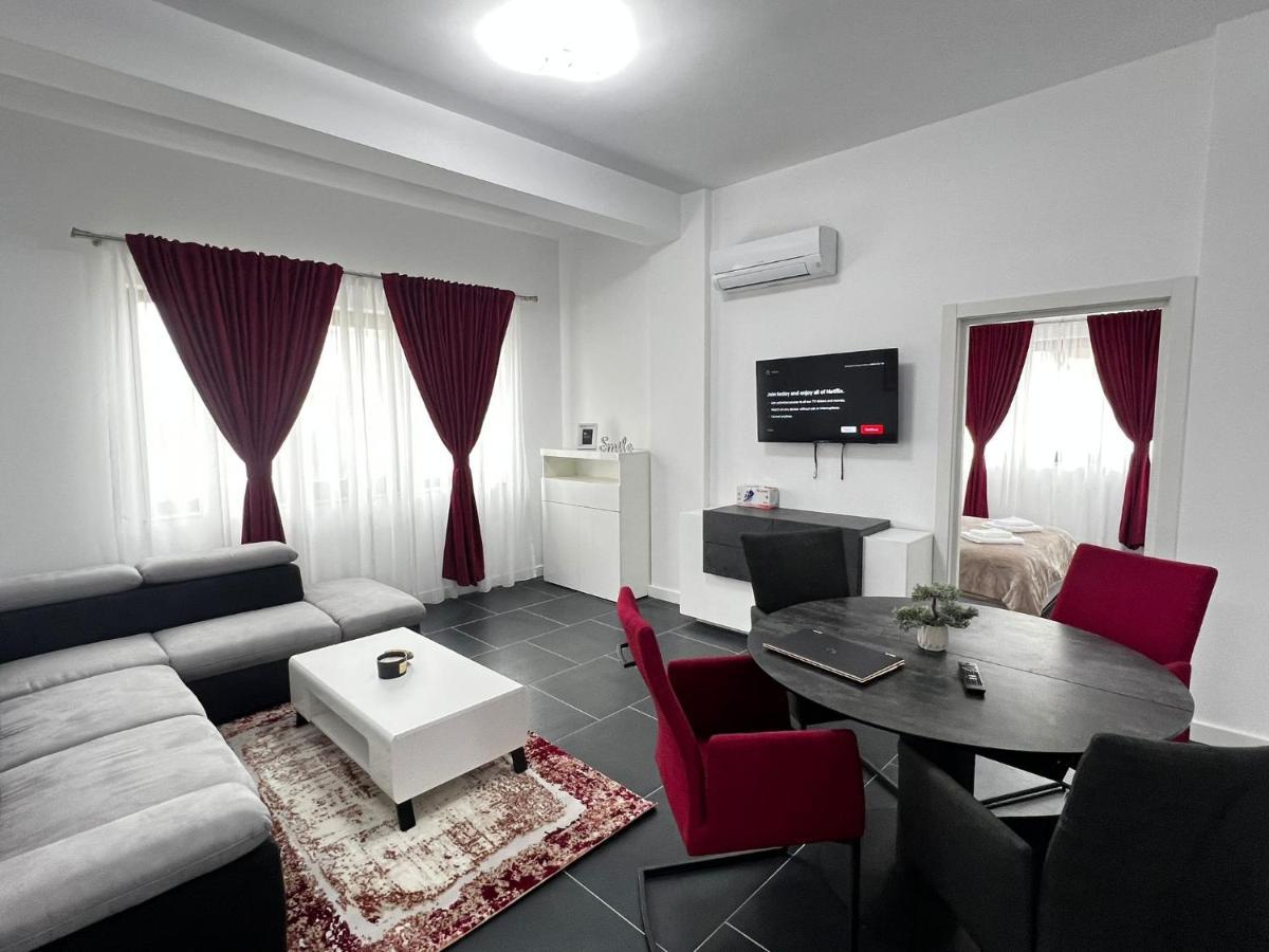 Cozy Aparthotel - Central City スチャヴァ エクステリア 写真