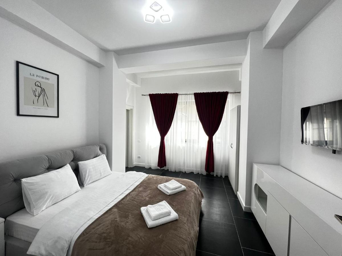 Cozy Aparthotel - Central City スチャヴァ エクステリア 写真