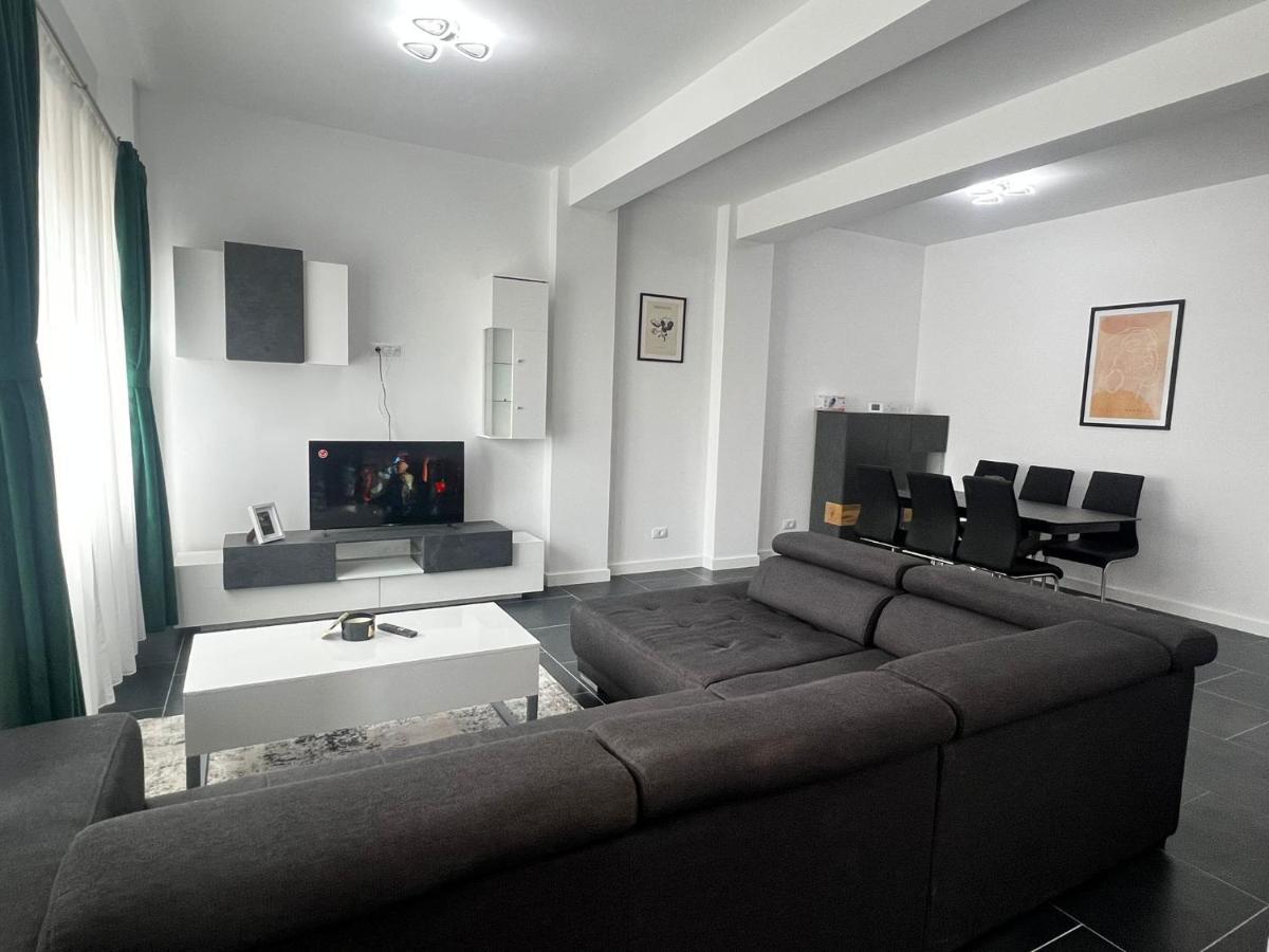 Cozy Aparthotel - Central City スチャヴァ エクステリア 写真