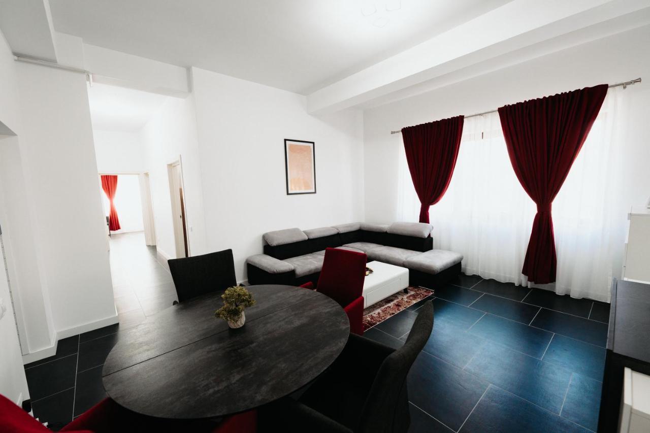 Cozy Aparthotel - Central City スチャヴァ エクステリア 写真