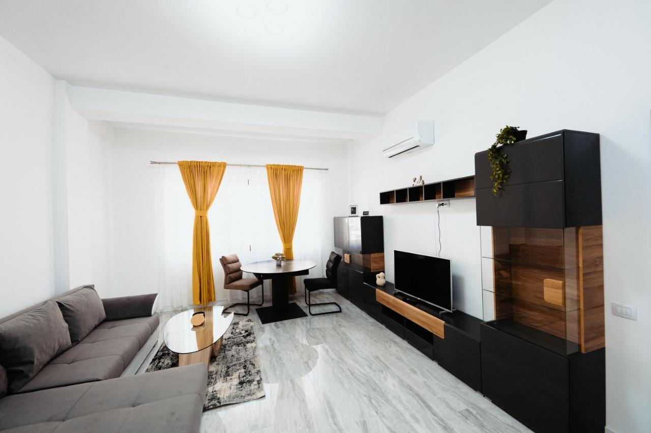 Cozy Aparthotel - Central City スチャヴァ エクステリア 写真