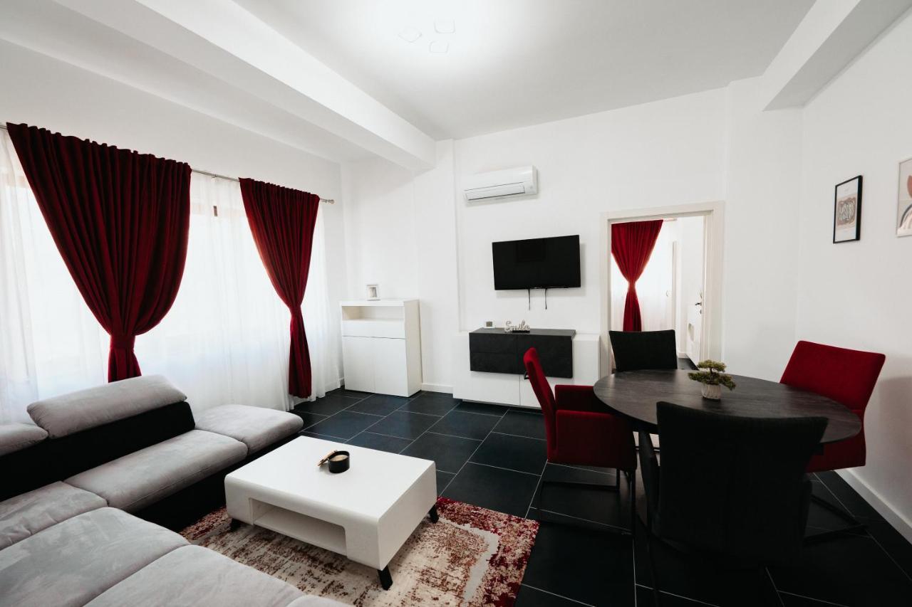 Cozy Aparthotel - Central City スチャヴァ エクステリア 写真