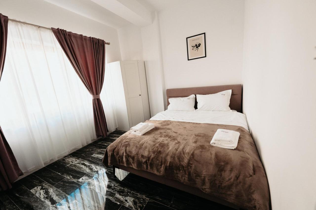 Cozy Aparthotel - Central City スチャヴァ エクステリア 写真