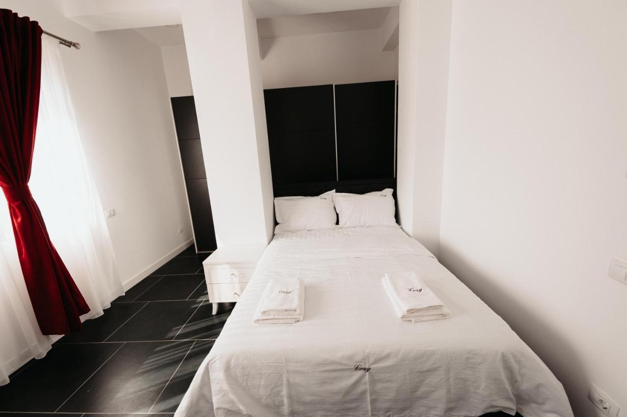 Cozy Aparthotel - Central City スチャヴァ エクステリア 写真