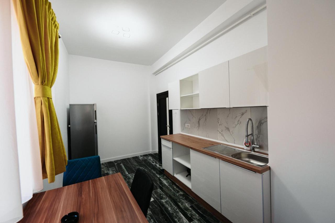 Cozy Aparthotel - Central City スチャヴァ エクステリア 写真