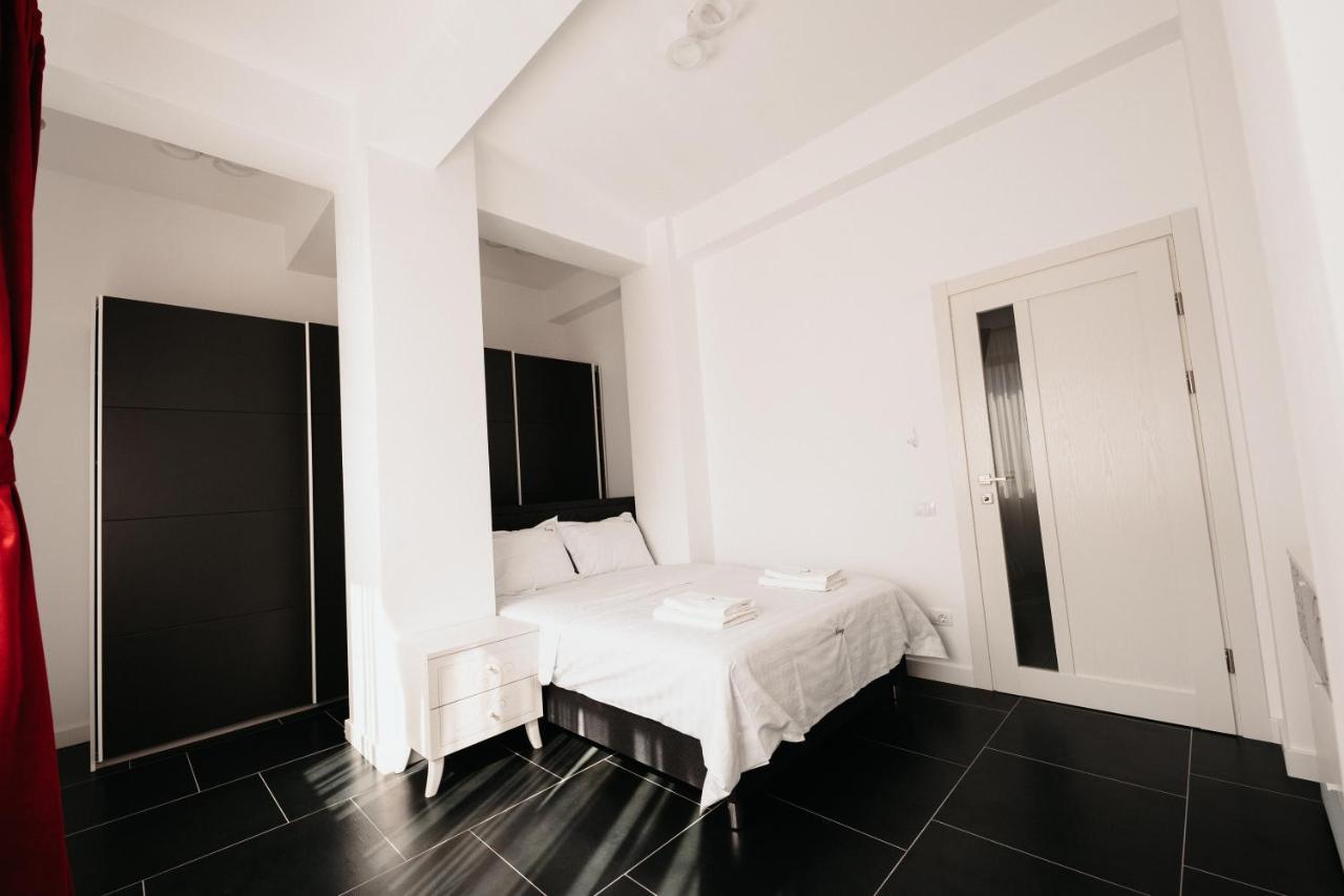 Cozy Aparthotel - Central City スチャヴァ エクステリア 写真