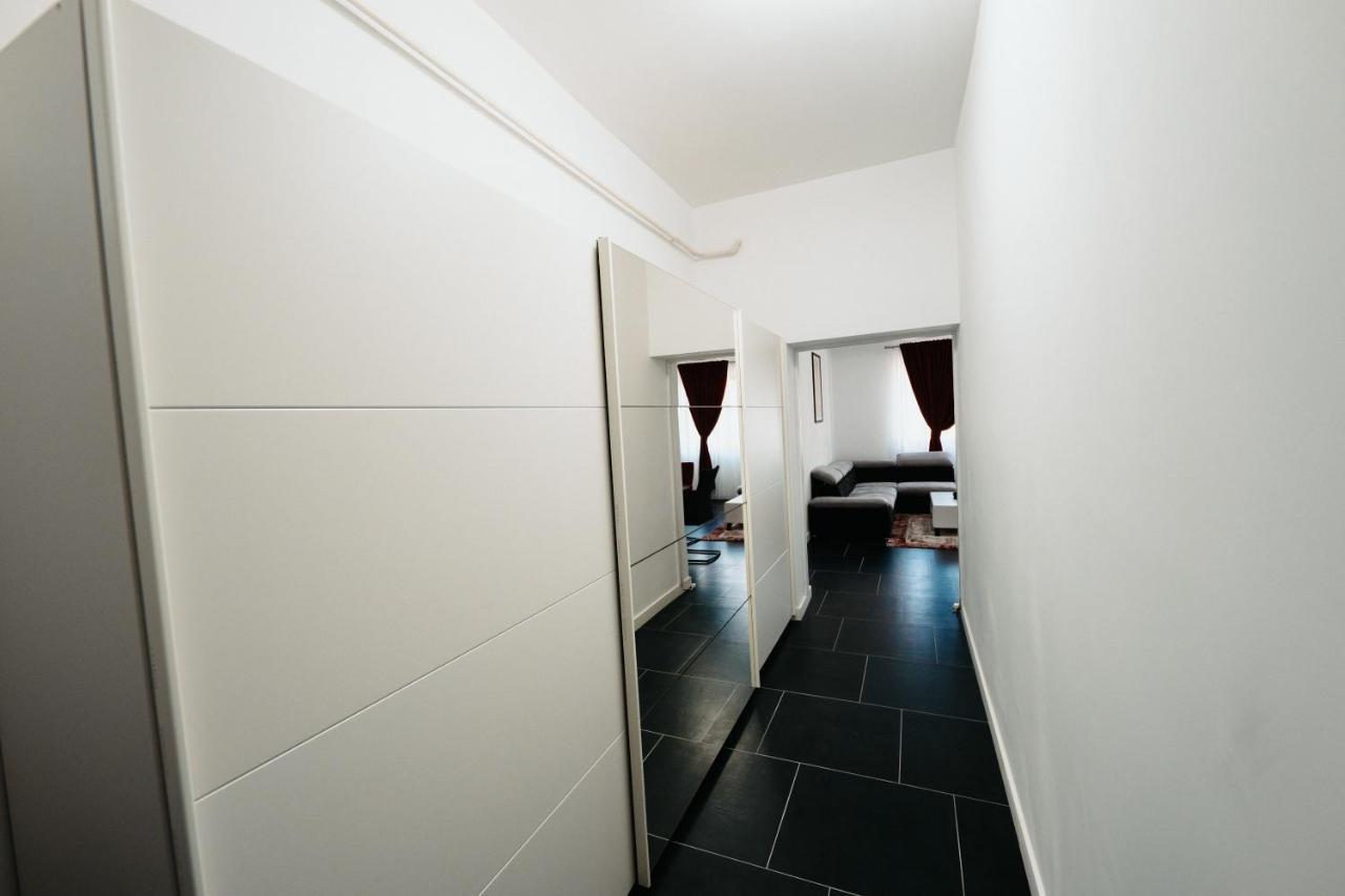 Cozy Aparthotel - Central City スチャヴァ エクステリア 写真
