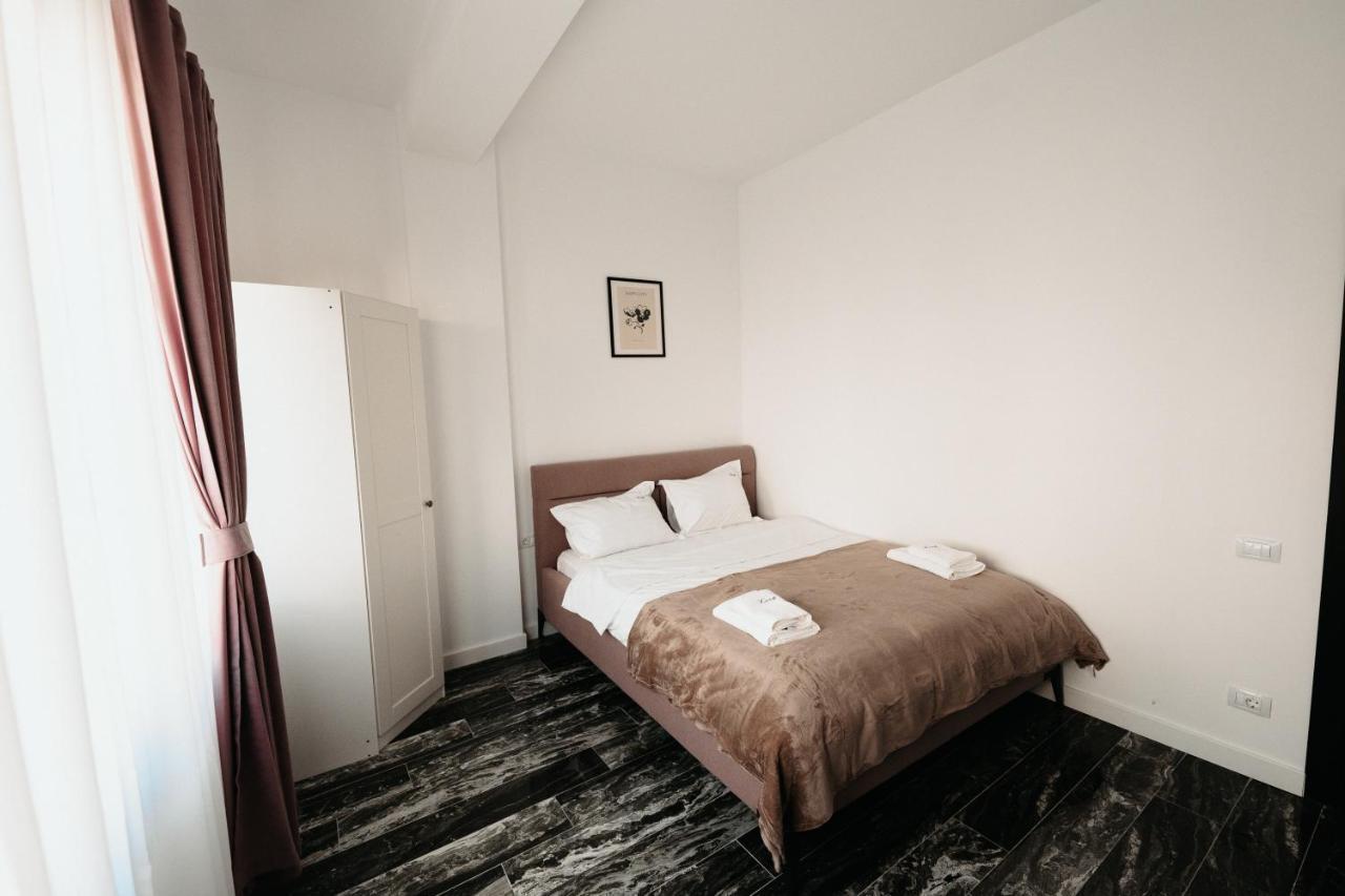 Cozy Aparthotel - Central City スチャヴァ エクステリア 写真