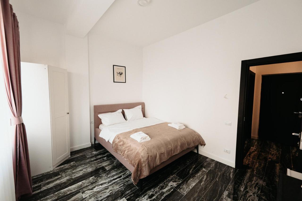 Cozy Aparthotel - Central City スチャヴァ エクステリア 写真