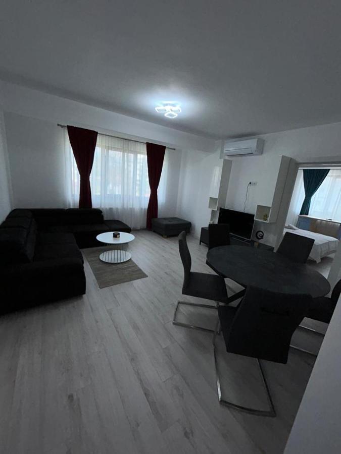 Cozy Aparthotel - Central City スチャヴァ エクステリア 写真